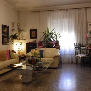  Alloggio in famiglia La Casa Di Nonna Lina
